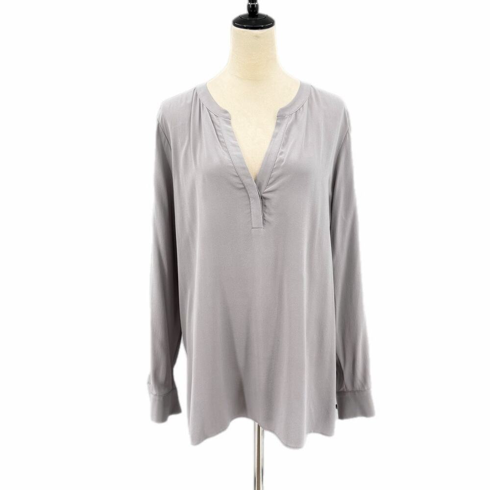 R Label 100% Silk Light Gray V-neck Long Sleeve Professional Workwear Blouse Top